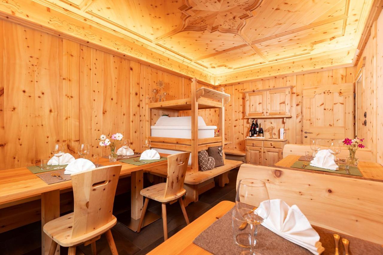 Alpenhotel La Montanara ร็อคคา ปิเอโตเร ภายนอก รูปภาพ