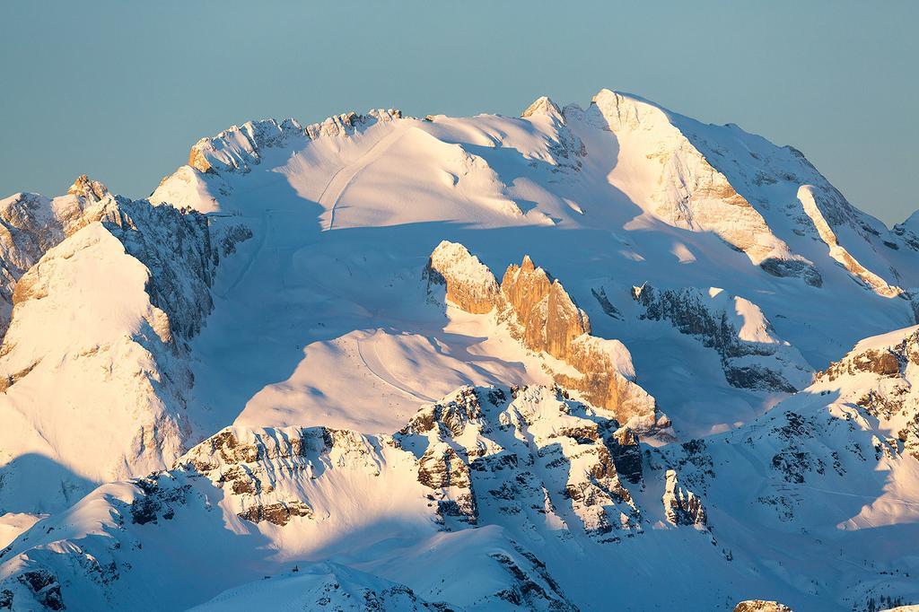 Alpenhotel La Montanara ร็อคคา ปิเอโตเร ภายนอก รูปภาพ