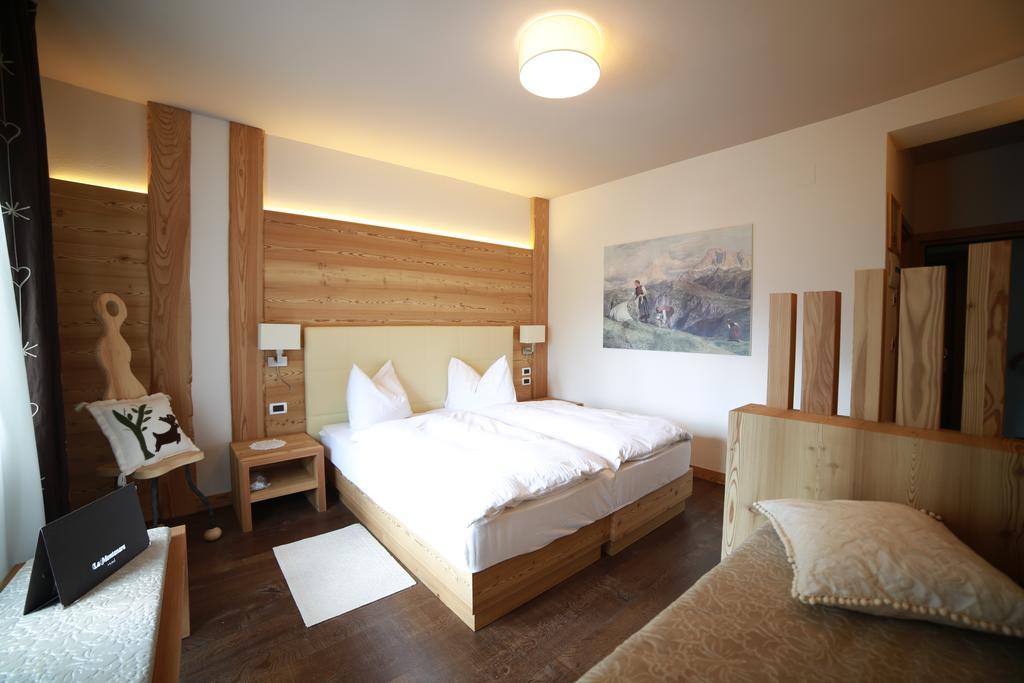 Alpenhotel La Montanara ร็อคคา ปิเอโตเร ภายนอก รูปภาพ